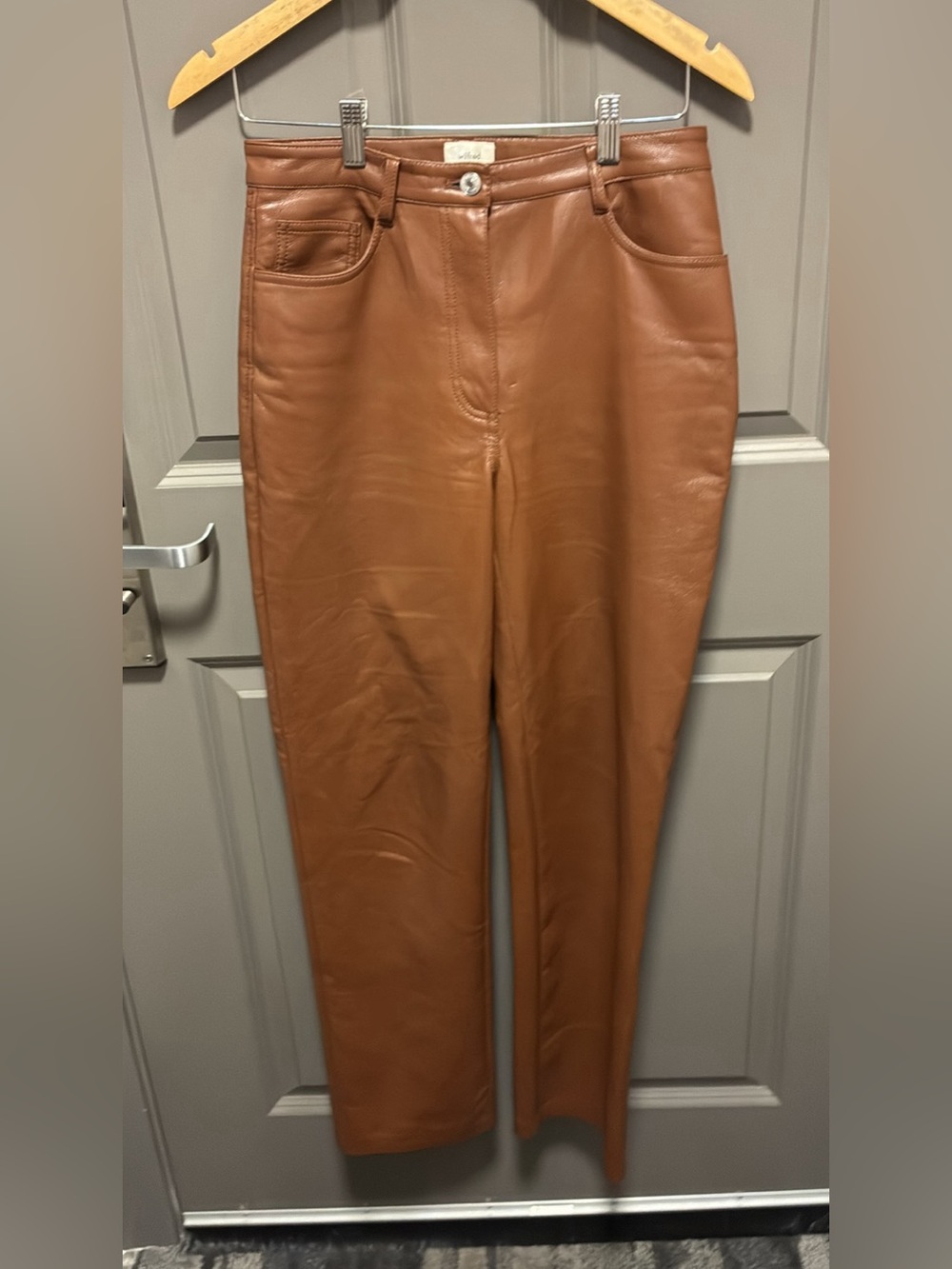 Wilfred High-Rise Leather-Look Pants in Brown